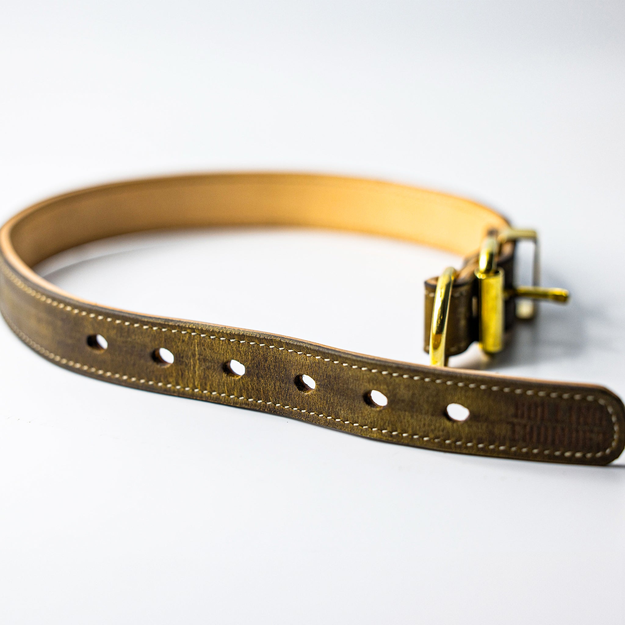 Leather Dog Collar with Mossy Oak Bottomland In-lay