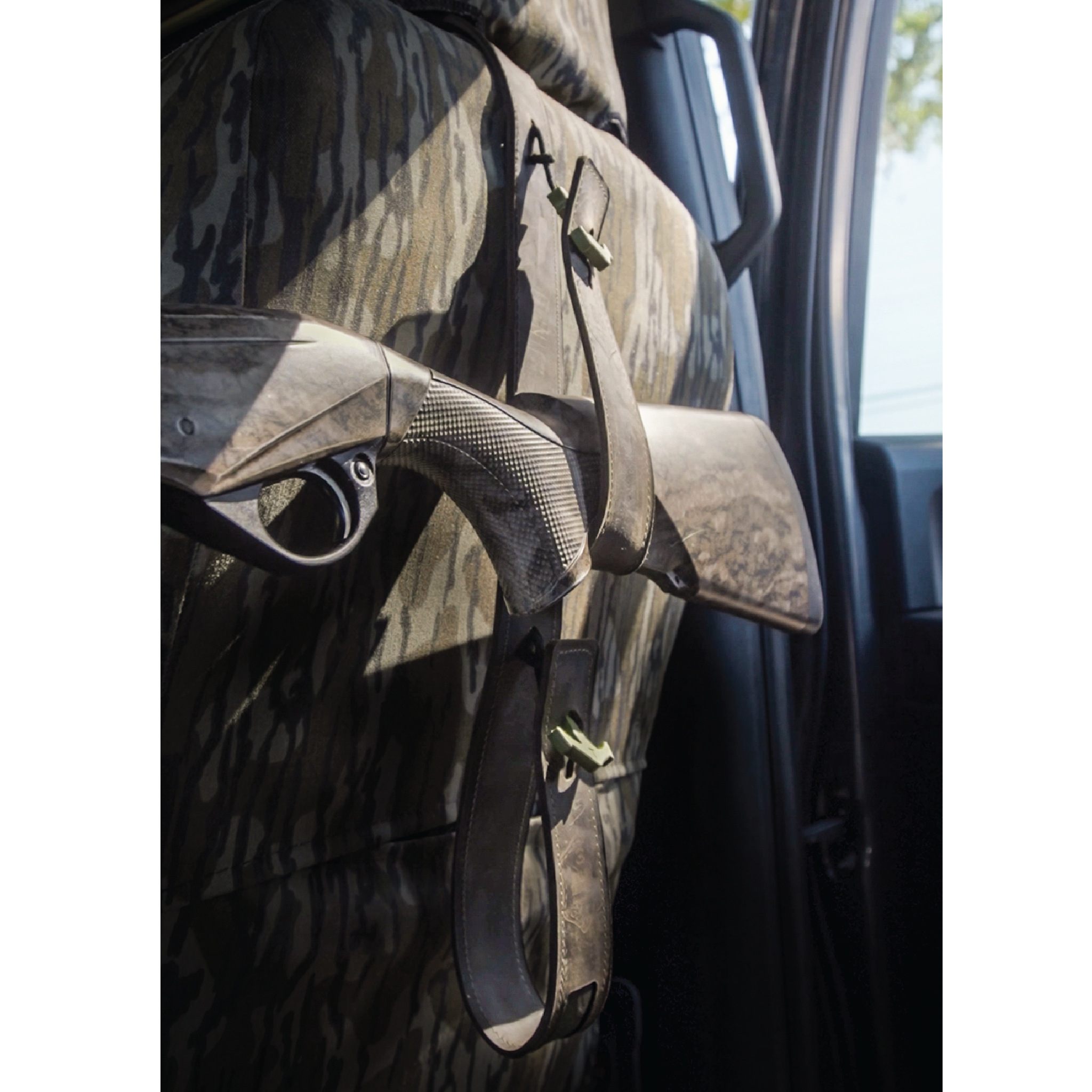 Headrest Leather Gun Loops with Mossy Oak® In-lay